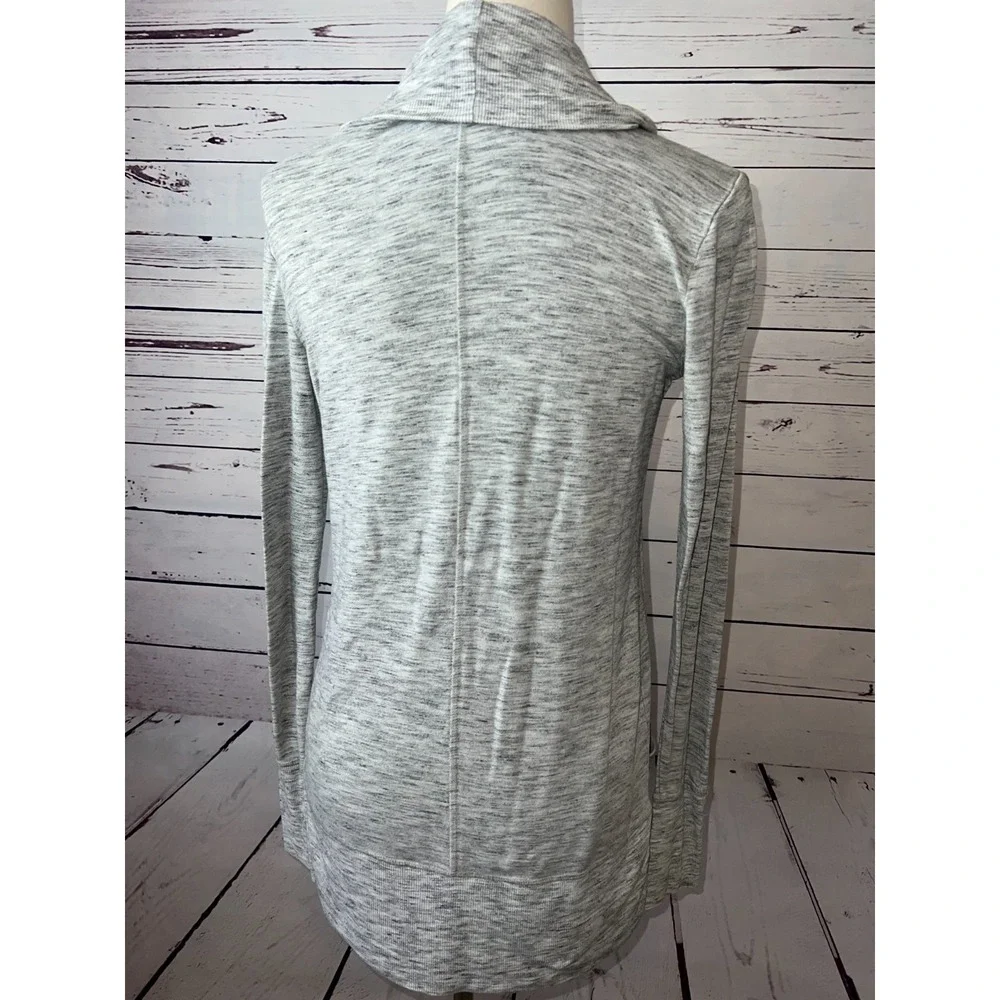 Athleta Pranayama Wrap Cover Up Cardigan Sweater XS Extra Small 777944 Yoga Gray